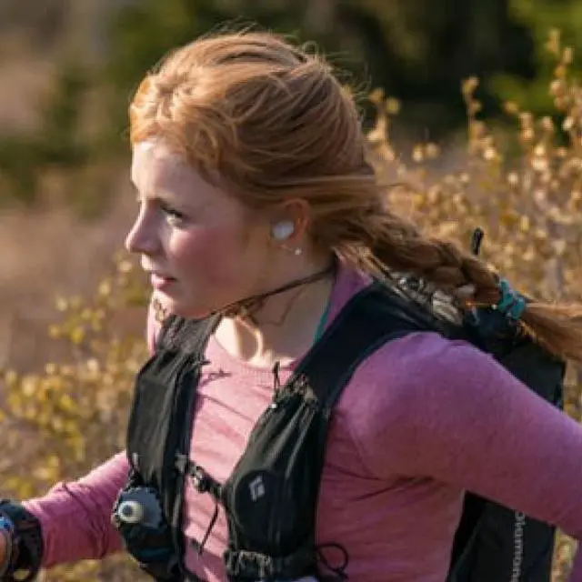 Alt view image 14 of 20 - Jaybird Sport VISTABLACK Vista Bluetooth Earbuds - Black