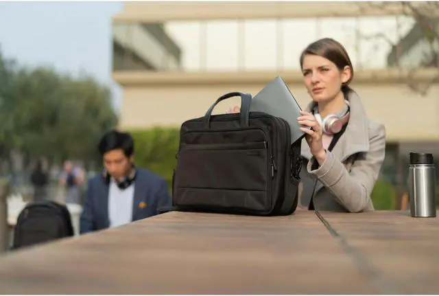 Alt view image 15 of 20 - Kensington Contour Carrying Case (Briefcase) For 15.6" Notebook