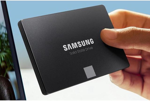 Alt view image 3 of 20 - Samsung 870 EVO MZ-77E1T0E 1 TB Solid State Drive - 2.5" Internal - SATA (SATA/600)