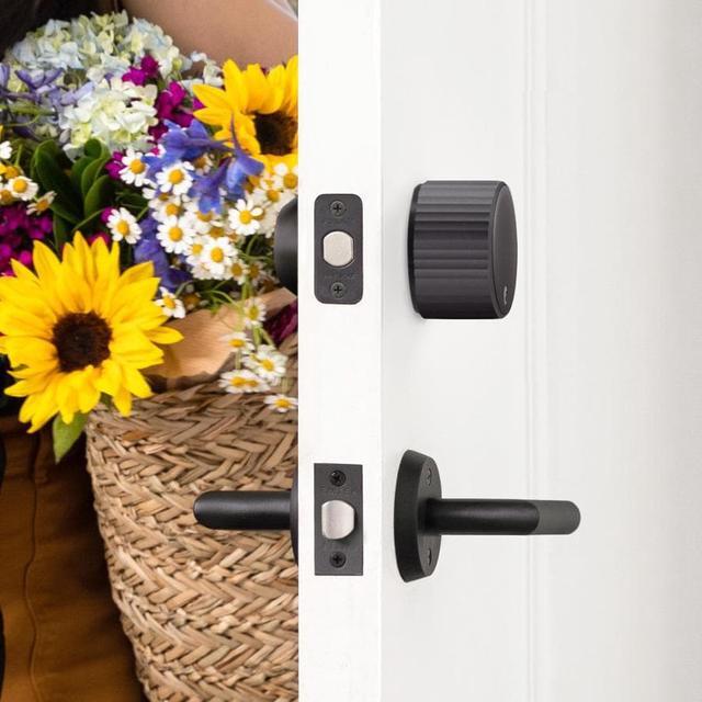 Alt view image 8 of 16 - August AUGSL05M01G0 Wi-Fi Smart Lock (4th Gen) - Matte Black