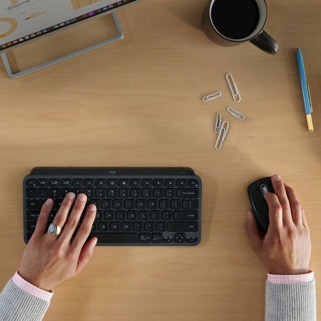 Alt view image 4 of 10 - Logitech MX Anywhere 3S for Business - Wireless Mouse - Darkfield - Wireless - Bluetooth - Rechargeable - Graphite - USB Type C - 1000 dpi - 6 Button(s) - 4 Programmable Button(s)