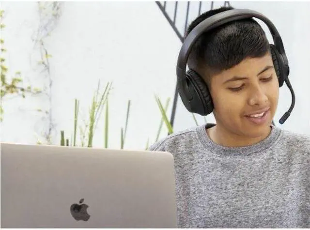 Alt view image 2 of 8 - Belkin SoundForm Inspire Wireless Over-Ear Headset for Kids with Mic - Black