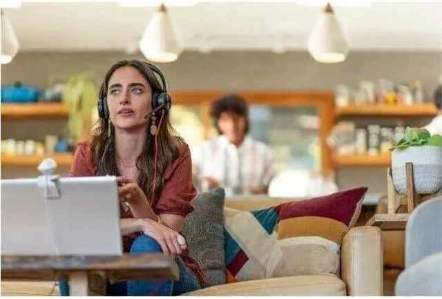 Alt view image 2 of 5 - Poly Blackwire 8225 Headset - Microsoft Teams Certification - Stereo - USB Type A, USB Type C - Wired - 32 Ohm - 20 Hz - 20 kHz - On-ear - Binaural - Ear-cup - 7.10 ft Cable - Noise Cancelling Microph