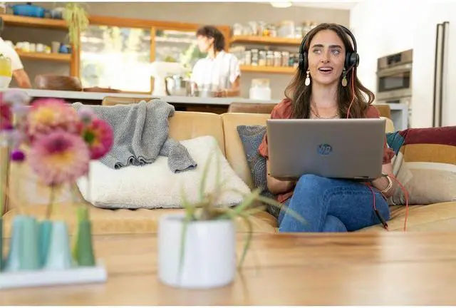 Alt view image 4 of 5 - Poly Blackwire 8225 Headset - Microsoft Teams Certification - Stereo - USB Type A, USB Type C - Wired - 32 Ohm - 20 Hz - 20 kHz - On-ear - Binaural - Ear-cup - 7.10 ft Cable - Noise Cancelling Microph
