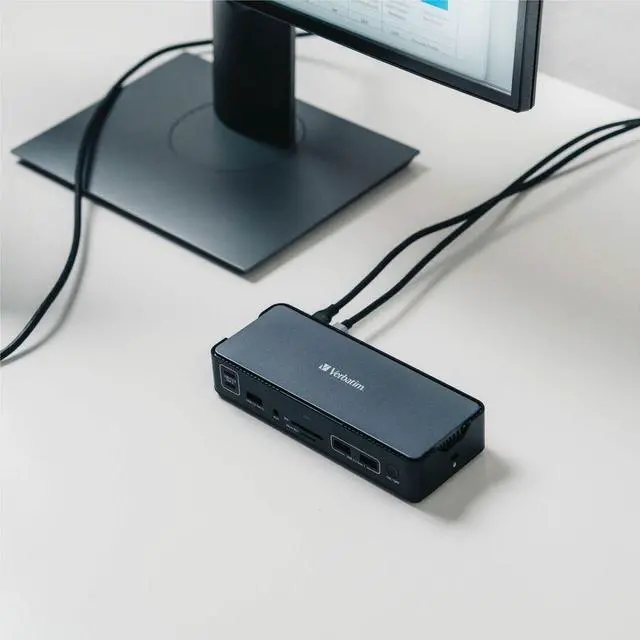 Alt view image 3 of 13 - Verbatim USB-C Pro Docking Station 15-in-1 - for Headset/Speaker - Charging Capability - Memory Card Reader - SD, microSD - USB Type C - 3 Displays Supported - 8K @ 30Hz, 4K - 7680 x 4320,