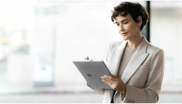 Alt view image 4 of 8 - Microsoft Surface Pro 10 Intel Core Ultra 5 135U 16GB Memory 512 GB SSD Intel Graphics 13.0" Touchscreen 2880 x 1920 Detachable 2-in-1 Laptop Windows 11 Pro 64-bit ZDU-00001