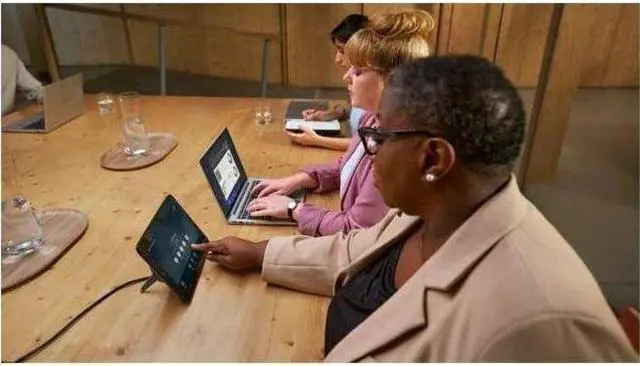 Alt view image 5 of 8 - HP EliteBook 840 G11 14" Notebook - WUXGA - Intel Core Ultra 7 155U - vPro Technology - 16 GB - 512 GB SSD - English Keyboard - Intel Chip - 1920 x 1200 - Windows 11 Pro - Intel - In-plane Switch