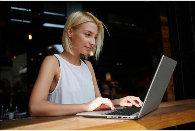 Alt view image 10 of 16 - ASUS - Vivobook S Flip 16" WUXGA Touch-Screen Laptop - Intel 13th Gen Core i7 with 16GB Memory - 512GB SSD - Midnight Black