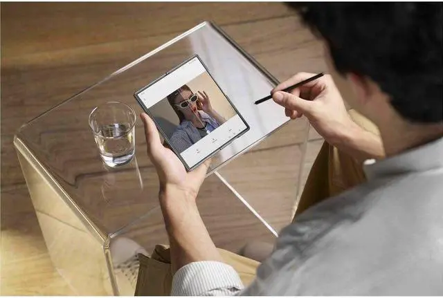 Alt view image 8 of 15 - SAMSUNG Galaxy Z Fold 6 AI Cell Phone, 512GB Unlocked Android Smartphone, Circle to Search, Handsfree Live Interpreter, AI Photo Edits, Large Screen, 2024