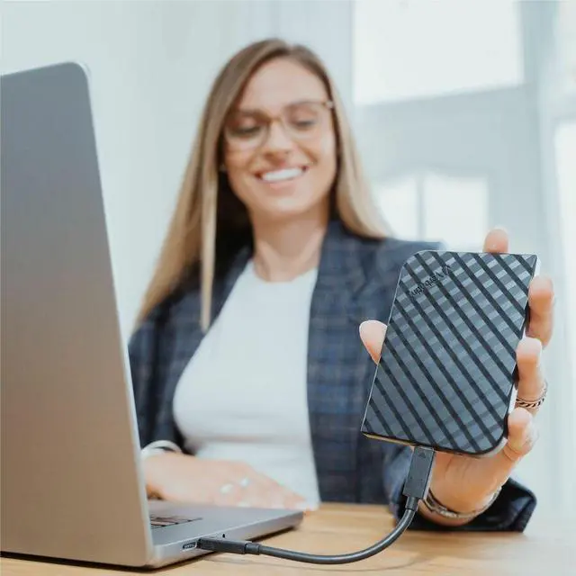 Alt view image 4 of 14 - 512GB Store 'N' Go USB 3.2 Gen 1 Portable SSD - Notebook, Desktop PC Device Supported - USB 3.2 (Gen 1) Type C - 2 Year Warranty