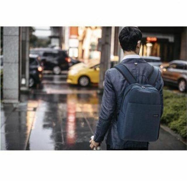 Alt view image 3 of 12 - Kensington Simply Portable Lite Carrying Case (Backpack) for 16" - Navy Blue - Water Resistant, Strain Resistant - Polyester, Mesh Fabric Body - Shoulder Strap, Handle