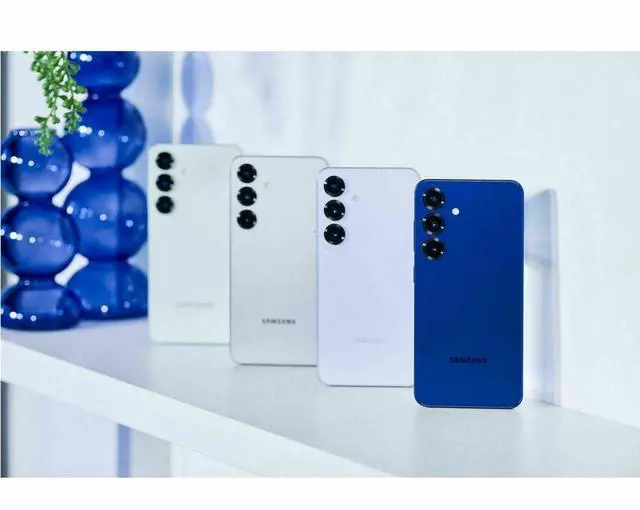Alt view image 3 of 7 - Samsung Galaxy S25 SM-S931U1 128 GB Smartphone - 6.2" Dynamic AMOLED 2X Full HD Plus 2340 x 1080 - Octa-core (OryonDual-core (2 Core) 4.47 GHz + Oryon Hexa-core (6 Core) 3.50 GHz - 12 GB RAM - An
