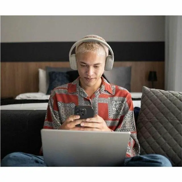 Alt view image 7 of 14 - Belkin SoundForm Surround Wireless Over-Ear Headphones AUD009fqBL - Blue