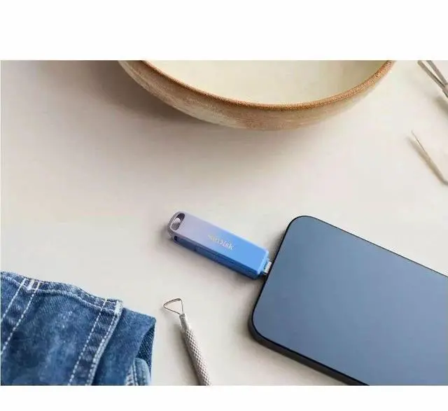 Alt view image 11 of 13 - SanDisk Creator Series 256GB USB Type-C and Lightning Phone Drive SDIXD0N-256G-GN6TP