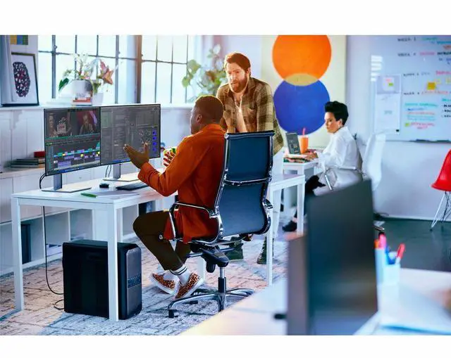 Alt view image 5 of 7 - HP Z8 Fury G5 Workstation - 1x Intel Xeon w5-3535X - 16GB - 512GB SSD - Intel W790 Chip - Windows 11 Pro - NVIDIA RTX 2000 Ada Generation 16 GB Graphics - Gigabit Ethernet  BG9C4UT#ABA