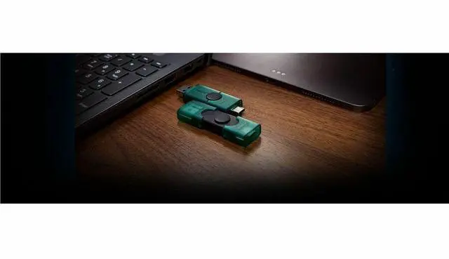 Alt view image 4 of 7 - Kingston DataTraveler Duo 256GB (USB 3.2 (Gen 1) Type A + USB 3.2 (Gen 1) Type C) On-The-Go Flash Drive - 256 GB - USB 3.2 (Gen 1) Type A, USB 3.2 (Gen 1) Type C - 5 Year Warranty