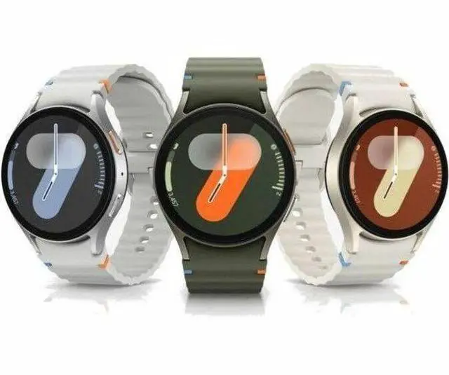 Alt view image 2 of 7 - Samsung Galaxy Watch7 44mm, Silver, LTE - 44.4 mm - 44.4 mm - Heart Rate Monitor - Camera - Heart Rate, Sleep Quality, Steps Taken1.60 GHz - 21.10 GB - 1.5" - Super AMOLED - Wear OS - Bluetooth -
