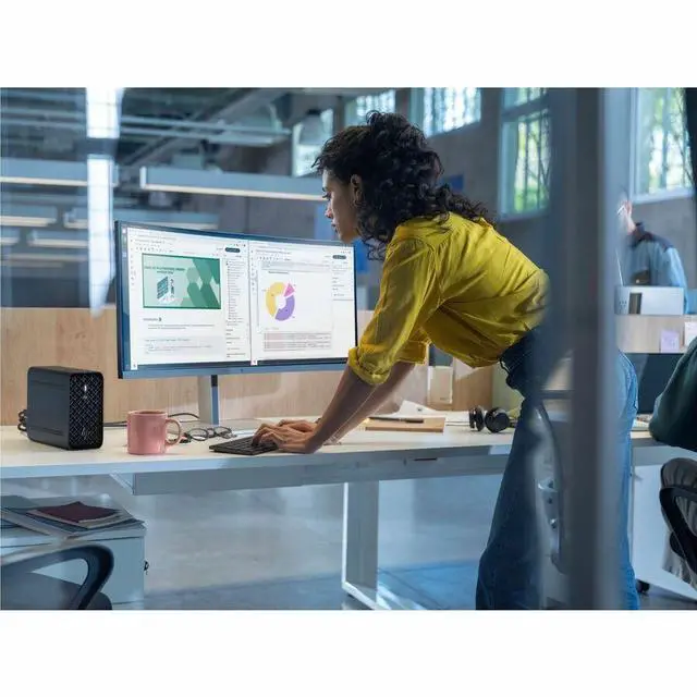 Alt view image 5 of 7 - HP Z2 Mini G1a Workstation - 1 x AMD Ryzen AI Max+ PRO 395 - 128 GB - 2 TB SSD - Mini PC - Jet Black - AMD Chip - Windows 11 Pro - AMD Radeon 8060S Graphics Graphics - NVMe Controller - 0, 1 RAID Leve