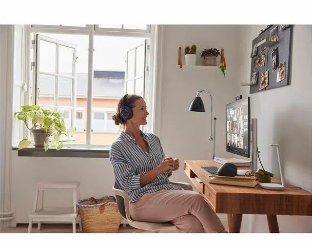 Alt view image 7 of 8 - HP EliteStudio 8 AiO G1i 23.8" Touchscreen All-in-One Computer - Intel Core Ultra 7 265 - 16 GB - 512 GB SSD - Windows 11 Pro - IEEE 802.11be - 280W (C7RR7UT#ABA)