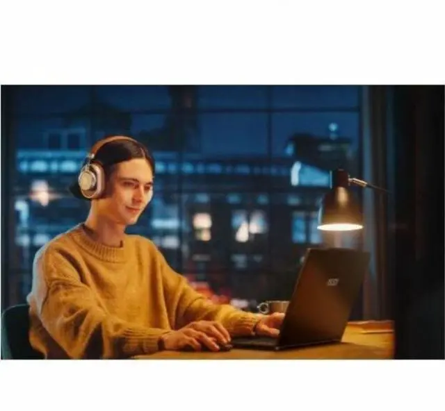 Alt view image 3 of 8 - MSI Venture 16 AI A1M Venture 16 AI A1MTG-048US 16" Touchscreen Notebook - Full HD Plus - 60 Hz - Intel Core Ultra 5 125H - 16 GB - 512 GB SSD - Solid Gray - Intel Chip - 1920 x 1200 - Windows 11