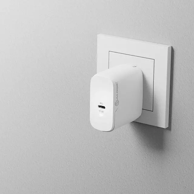 Alt view image 10 of 10 - ALOGIC 1X65 Rapid Power 65W GaN Charger WCG1X65US