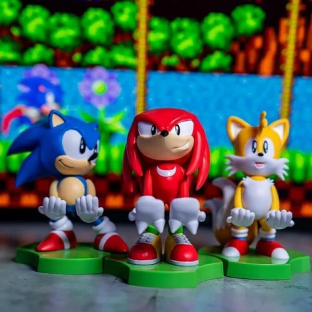 Alt view image 6 of 6 - SEGA: Knuckles Holdems, Mini Cable Guys Phone Stand and Device Holder