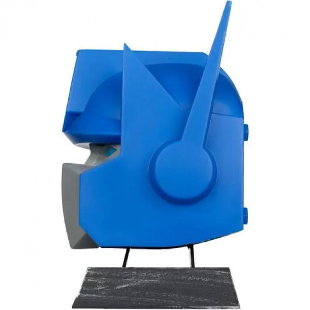 Alt view image 4 of 7 - McFarlane Toys - Transformers - 1:3 Scale Replica Bust - Optimus Prime