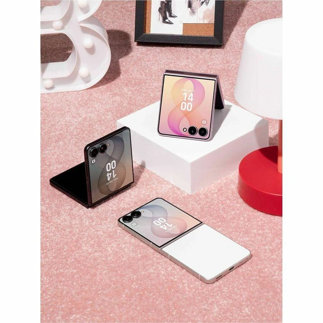 Alt view image 9 of 14 - GALAXY Z FLIP8 12+256GB (UNLOCKED) PINK