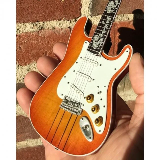 Alt view image 4 of 5 - Axe Heaven Stevie Ray Vaughan Signature Hamiltone Mini Guitar Replica Collectible SRV-058