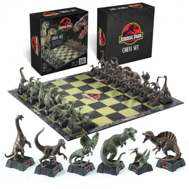 Alt view image 5 of 5 - Jurassic Park Chess Set By The Noble Collection