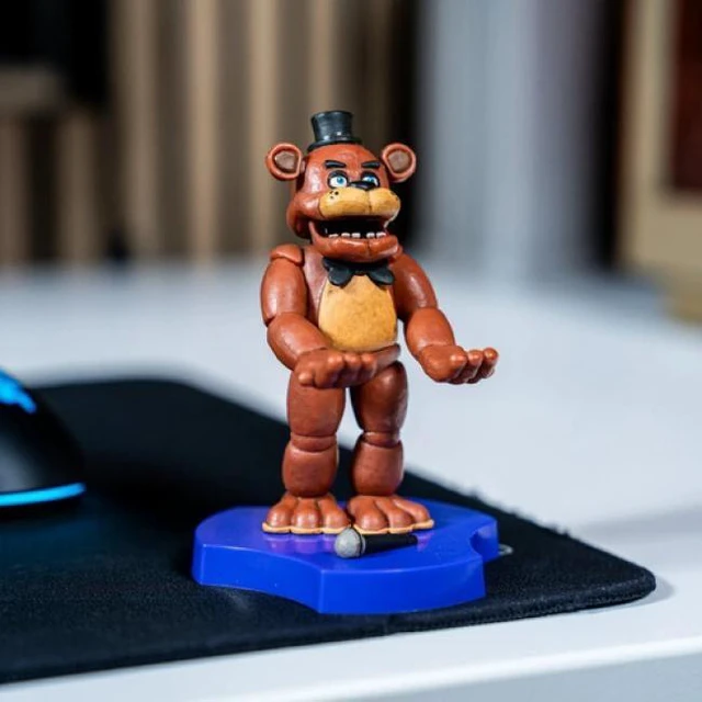 Alt view image 4 of 6 - Five Nights at Freddy's - Mini Cable Guy - Freddy Phone Stand