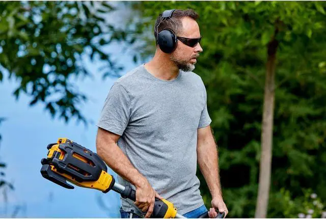 Alt view image 3 of 20 - Worktunes Ear Muff Bluetooth Hearing Protector 24 dB NRR Plastic
