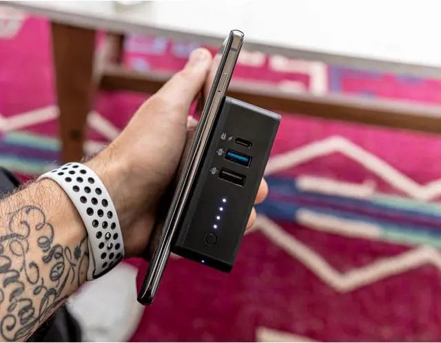 Alt view image 6 of 16 - Mophie 6000mAh 5V DC 3 Port Powerstation Hub 401102474