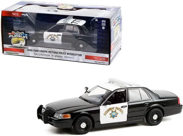 Main image of 2008 Ford Crown Victoria Police Interceptor Black and White CHP "California Highway Patrol" "Hot Pursuit" Series 1/24 Diecast Model Car by Greenlight