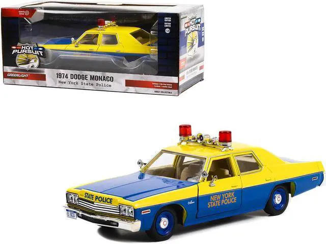Main image of 1974 Dodge Monaco Blue and Yellow "New York State Police" "Hot Pursuit" Series 1/24 Diecast Model Car by Greenlight