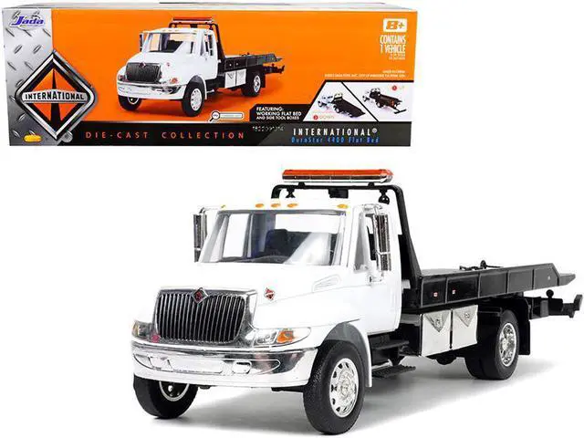 Main image of International DuraStar 4400 Flatbed Tow Truck White 1/24 Diecast Model by Jada