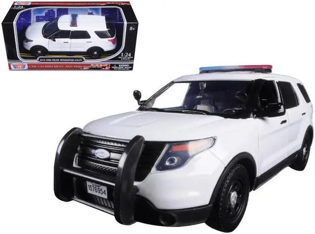 Alt view image 2 of 6 - Motormax 76959 2015 Ford Interceptor Unmarked Police Car with Light Bar White 1-24 Diecast Model Car