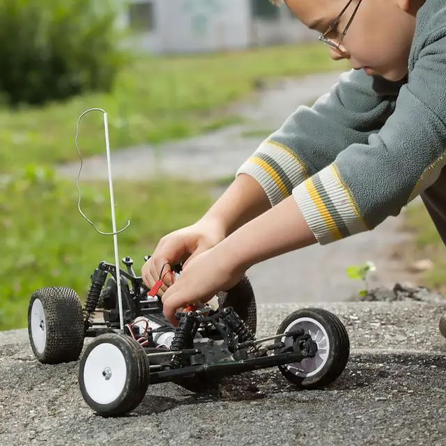 Alt view image 4 of 4 - 5mm x 450mm 304 Stainless Steel Solid Round Rod for DIY Craft - 4pcs