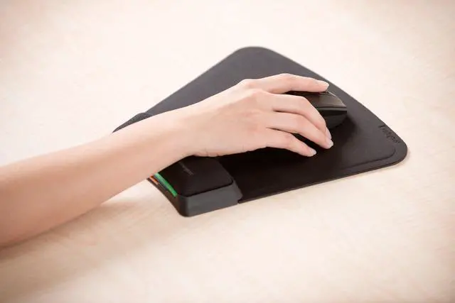 Alt view image 4 of 18 - Kensington Smartfit Mouse Pad Stacked With Wrist Support