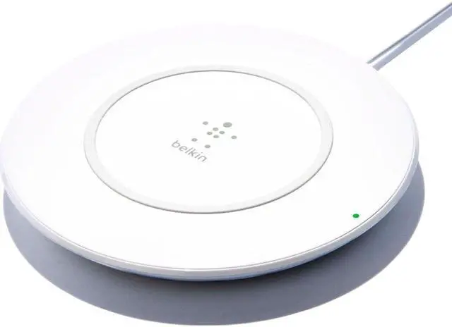 Alt view image 6 of 20 - Belkin BOOST UP Wireless Charging Pad for iPhone X, iPhone 8 Plus, iPhone 8