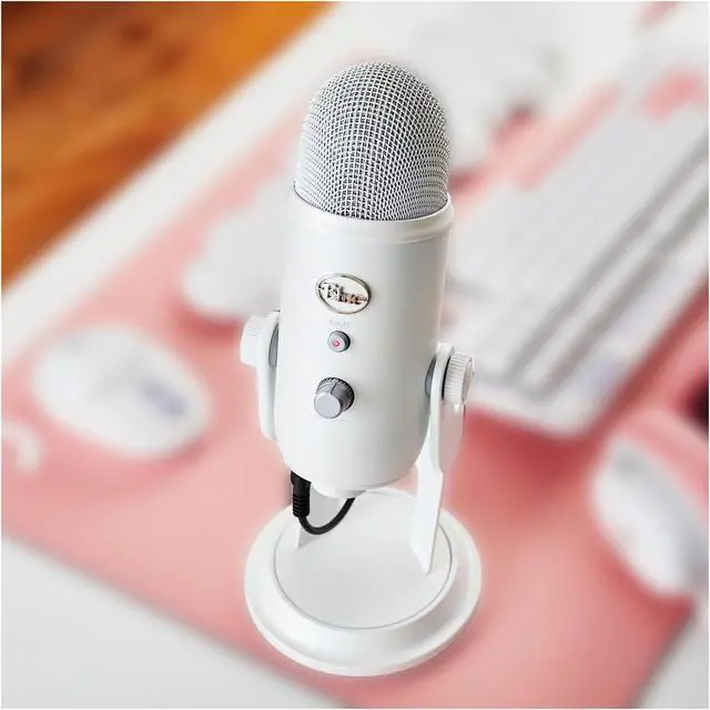 Alt view image 4 of 6 - Blue Microphones Yeti USB Microphone (White Mist) with Microphone Stand Bundle
