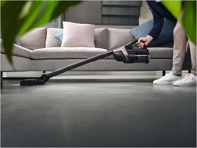 Alt view image 6 of 7 - Miele Triflex HX2 Cat and Dog Cordless Stick Vacuum Cleaner (Obsidian Black)