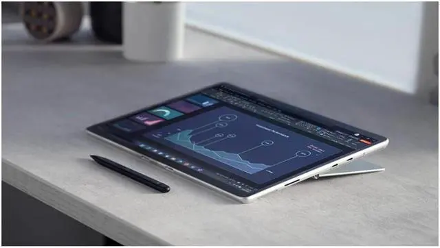 Alt view image 10 of 11 - Microsoft Surface Pro 8 Tablet - 13 Inch - Core i7 - 16 GB RAM - 256 GB SSD - Windows 10 - Platinum