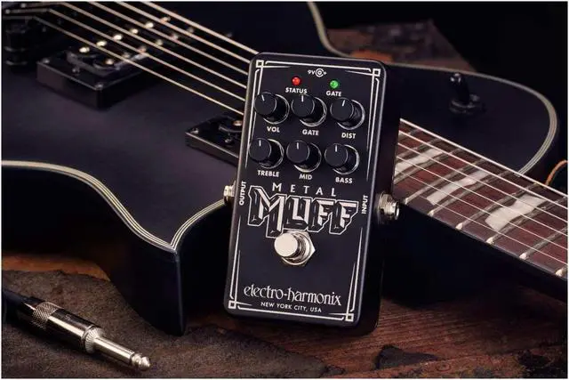 Alt view image 5 of 13 - Electro-Harmonix Nano Metal Muff Distortion Pedal with Noise Gate #NANOMETALMUFF