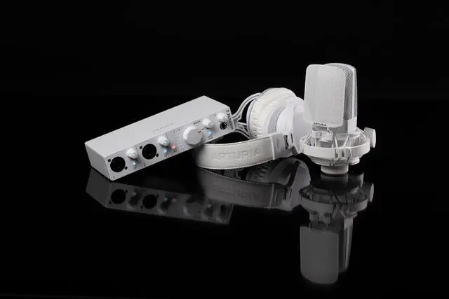 Alt view image 2 of 6 - Arturia MiniFuse Recording Pack, White with EF1 Headphones and CM1 Microphone