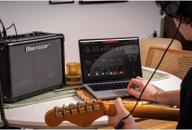 Alt view image 6 of 6 - Blackstar ID:Core 10 V4 Stereo Digital Combo Amplifier with Super Wide Stereo Sound, CabRig Lite, Blackstars Patented ISF Tone Control and USB-C Connectivity (10-Watt)