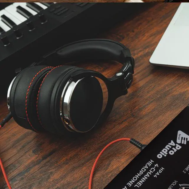 Alt view image 6 of 7 - FocusProAudio Compact 4-Channel Stereo Headphone Amplifier with DC 12V Power Adapter