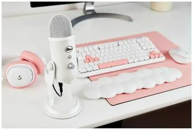 Alt view image 7 of 7 - Blue Yeti USB Microphone (Blackout) with Knox Gear Headphones and Pop Filter