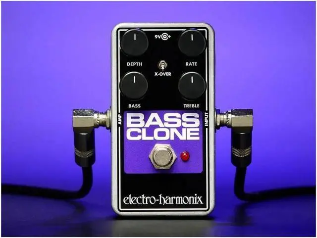 Alt view image 7 of 8 - Electro-Harmonix Bass Clone Chorus Effect Pedal