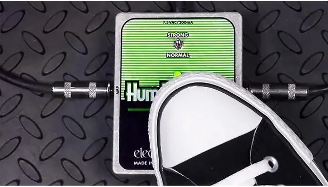 Alt view image 10 of 10 - Electro-Harmonix Hum Debugger